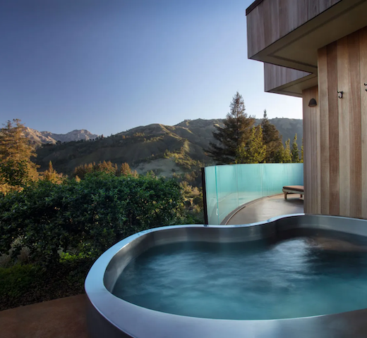 Outside tub and mountain view