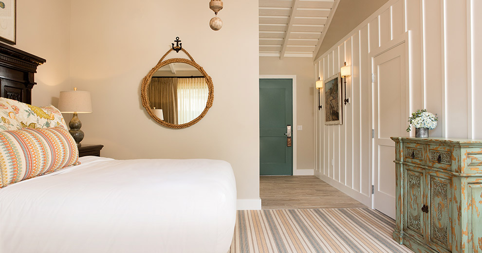 Canyon Room bed.