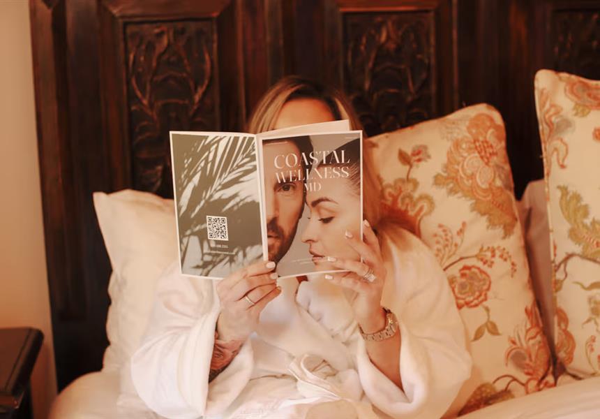 Women reading a magazine